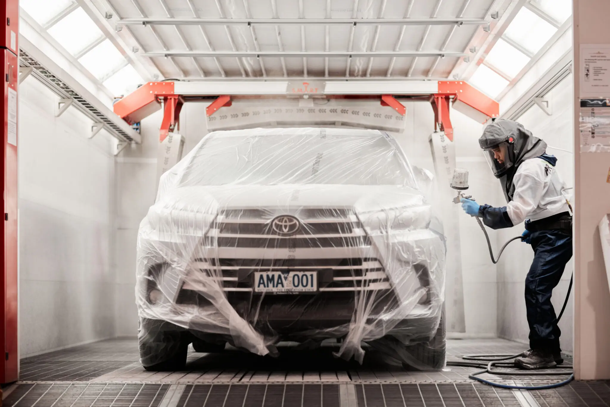 spray painting vehicle